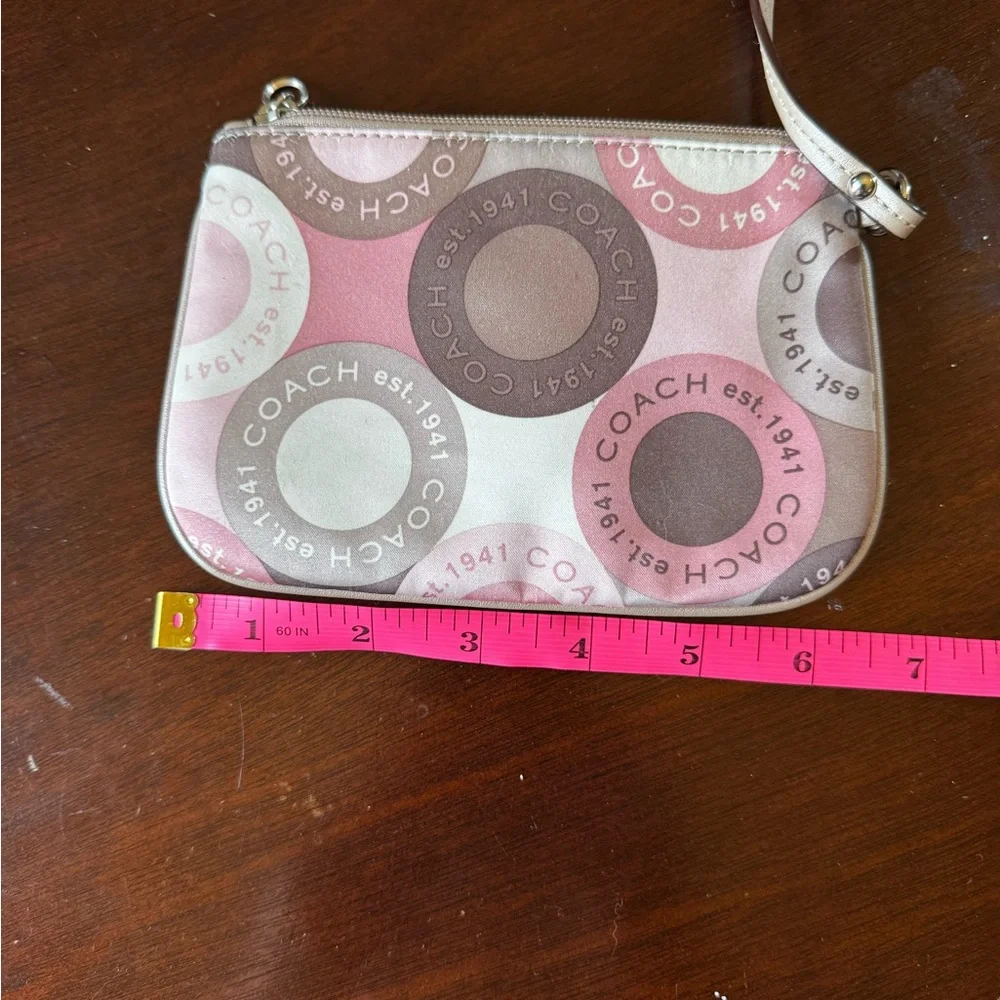 Coach Pink and Brown Poppy Circle Pattern Wristlet Y2K